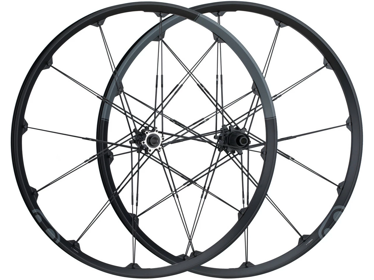 Crankbrothers Iodine 2 Disc 6-Loch 29" Boost Laufradsatz 1 Crankbrothers Iodine 2 Disc 6-Loch 29" Boost Laufradsatz