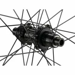 Tune Schwarzbrenner 45 Disc Skyline Center Lock Carbon 28" Laufradsatz -Angebote Mavic Store 374143