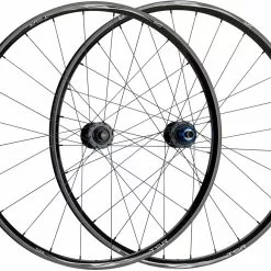 Tune TSR22 Disc Center Lock 28" Laufradsatz Modell 2021