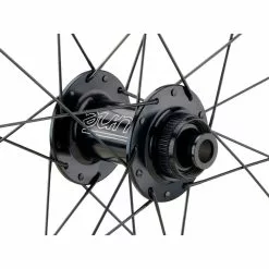 Tune TSR22 Disc Center Lock 28" Laufradsatz Modell 2021 -Angebote Mavic Store 388789