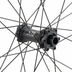 Dt-swiss E 1900 SPLINE 30 Boost Disc 6-Loch 29" Laufradsatz 9 Dt-swiss E 1900 SPLINE 30 Boost Disc 6-Loch 29" Laufradsatz -Angebote Mavic Store 490303